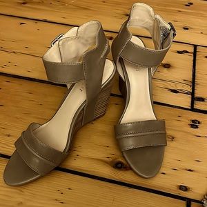 Nine West wedge heeled sandals, side buckle.